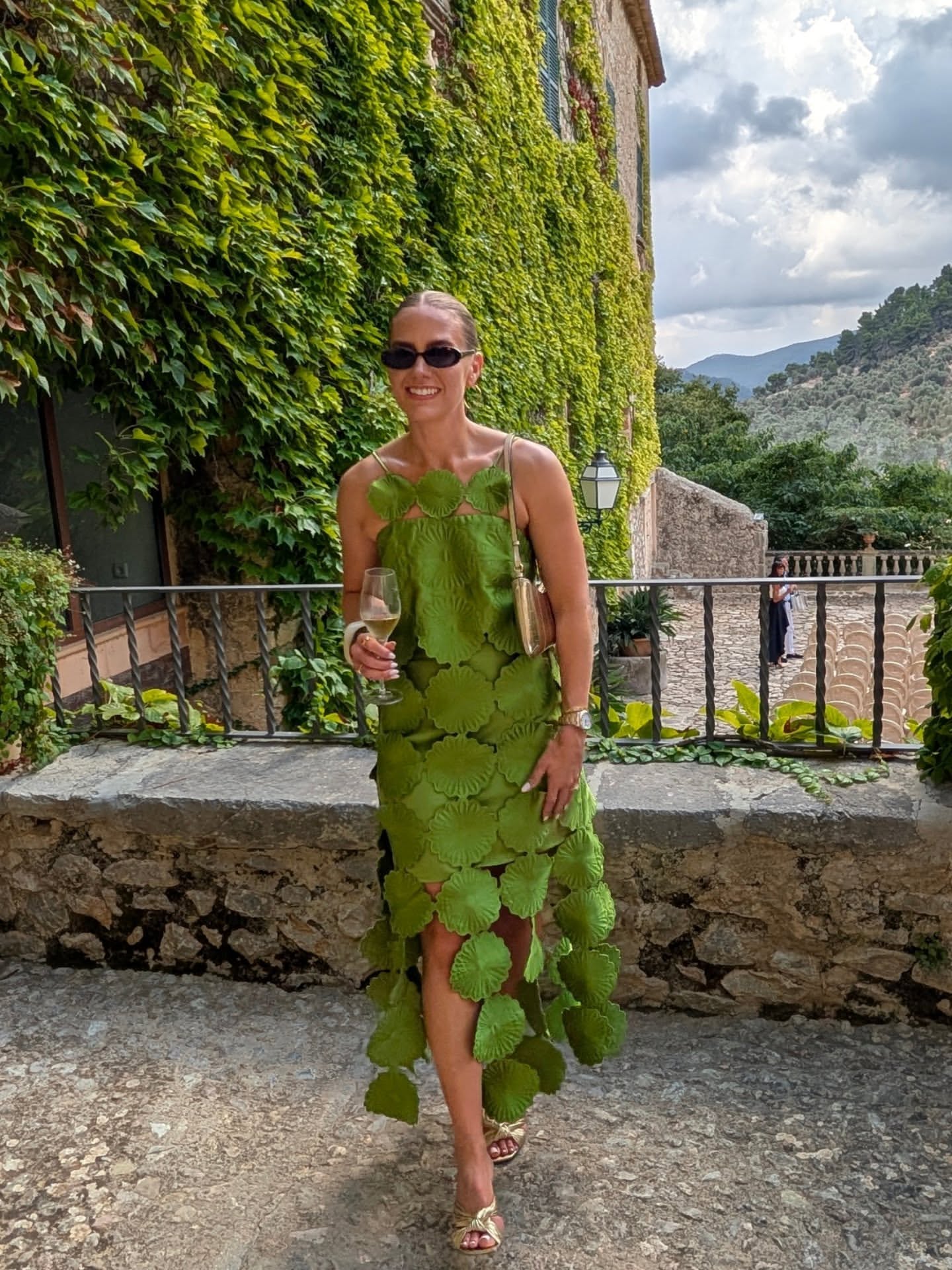 what to wear to a cocktail party