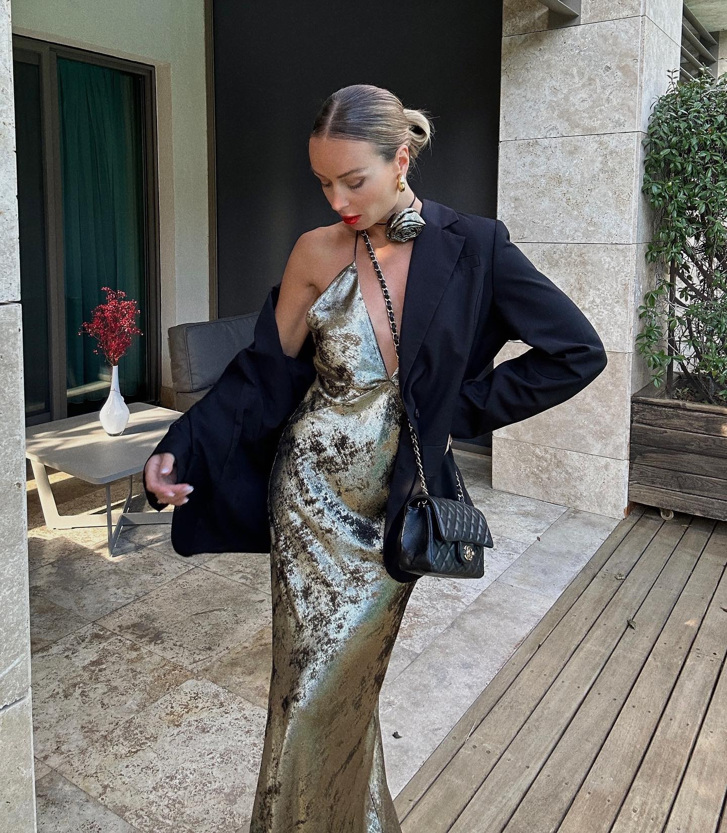 what to wear to a cocktail party