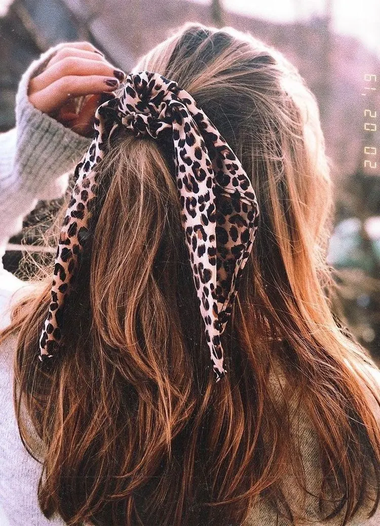 hair scrunchie hairstyles