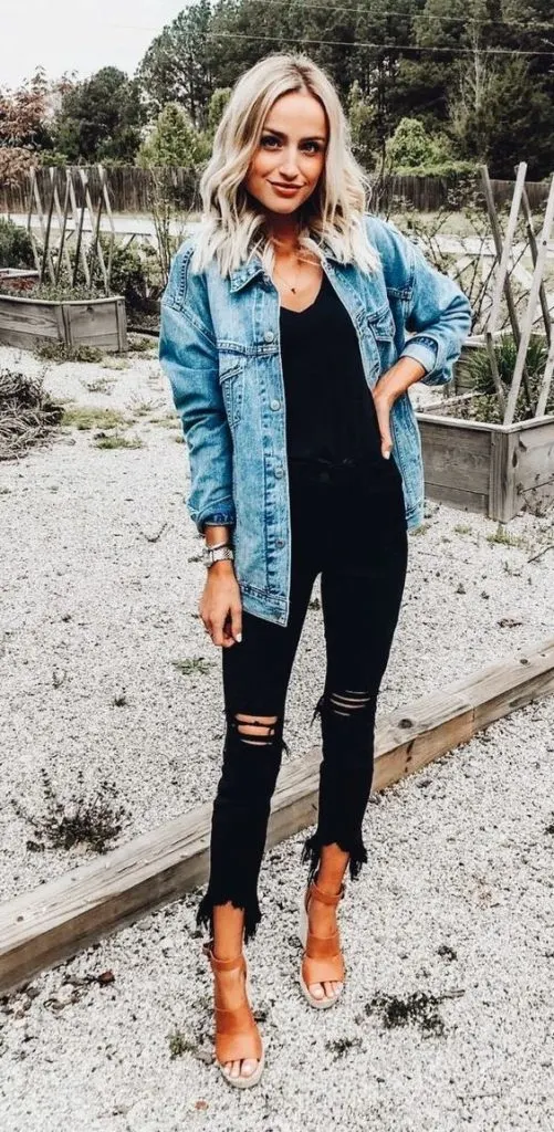 how to wear an oversized jean jacket in summer
