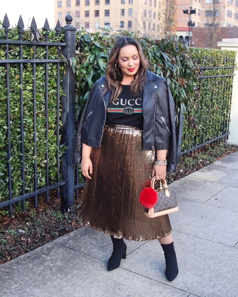 how to dress an hourglass figure with a big tummy