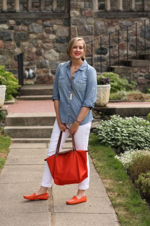 summer outfits for women over 40
