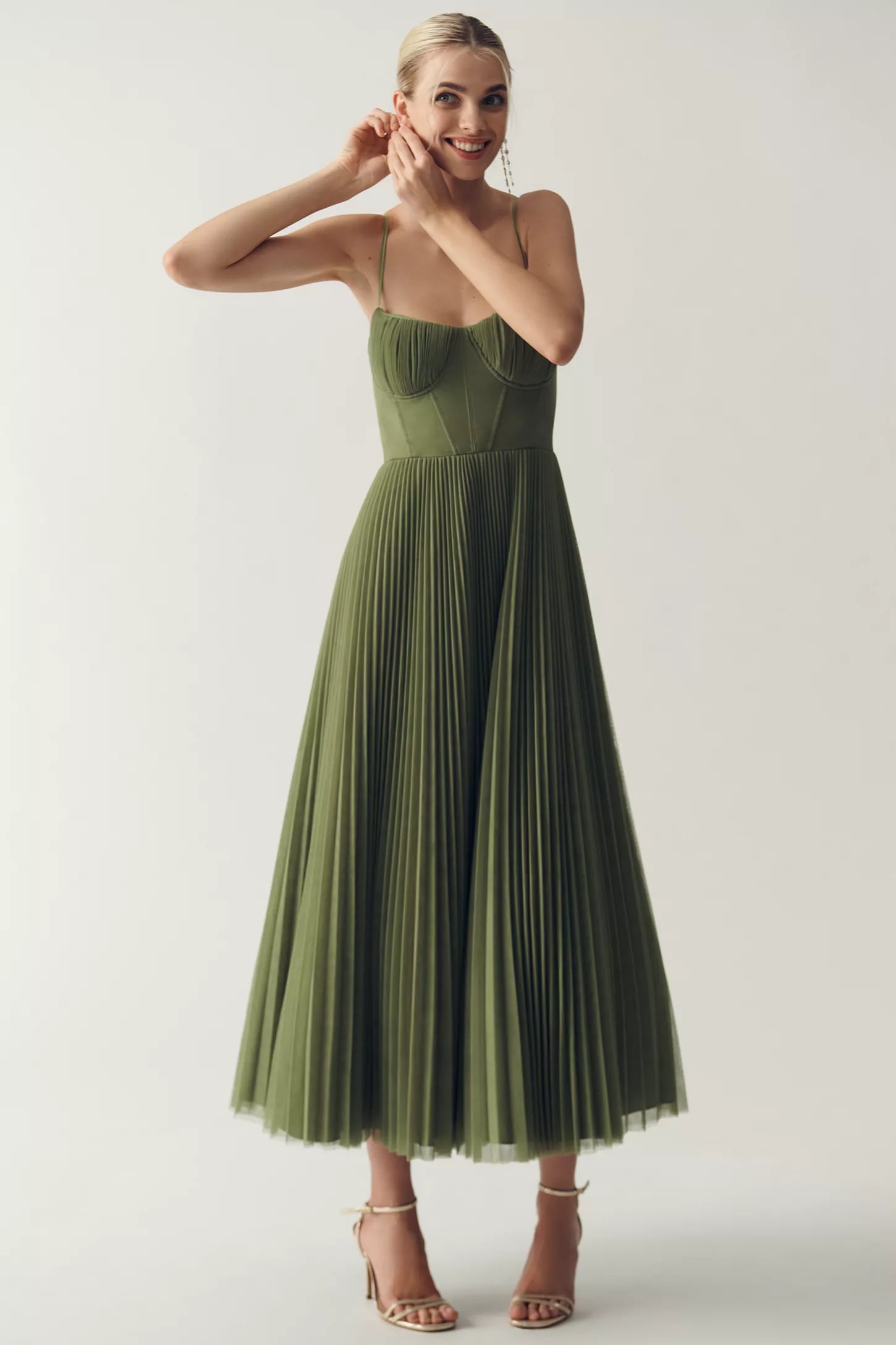 Best Cocktail Wedding Guest Dresses 