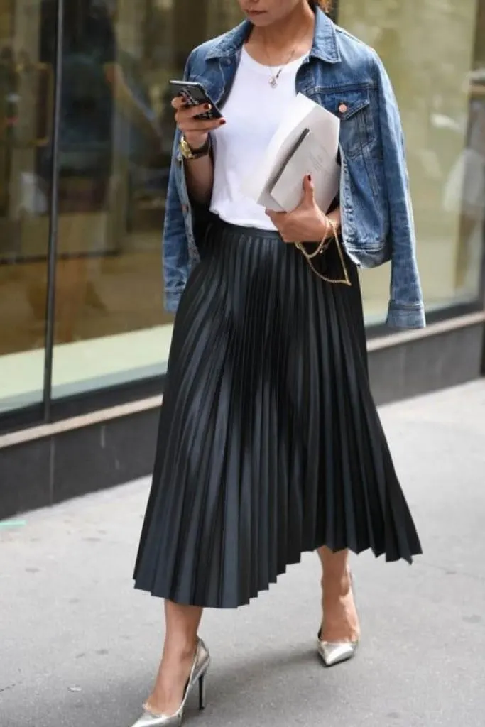 what to wear with a black skirt