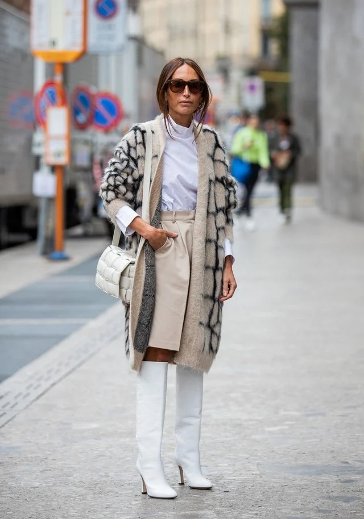 how to wear over-the-knee boots over 40