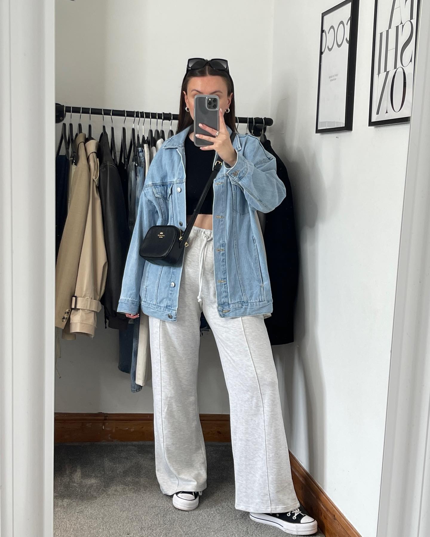 back to school outfit with joggers and denim jacket