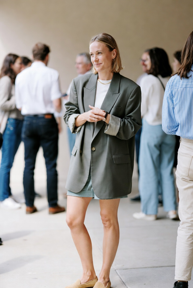 early spring beach outfits