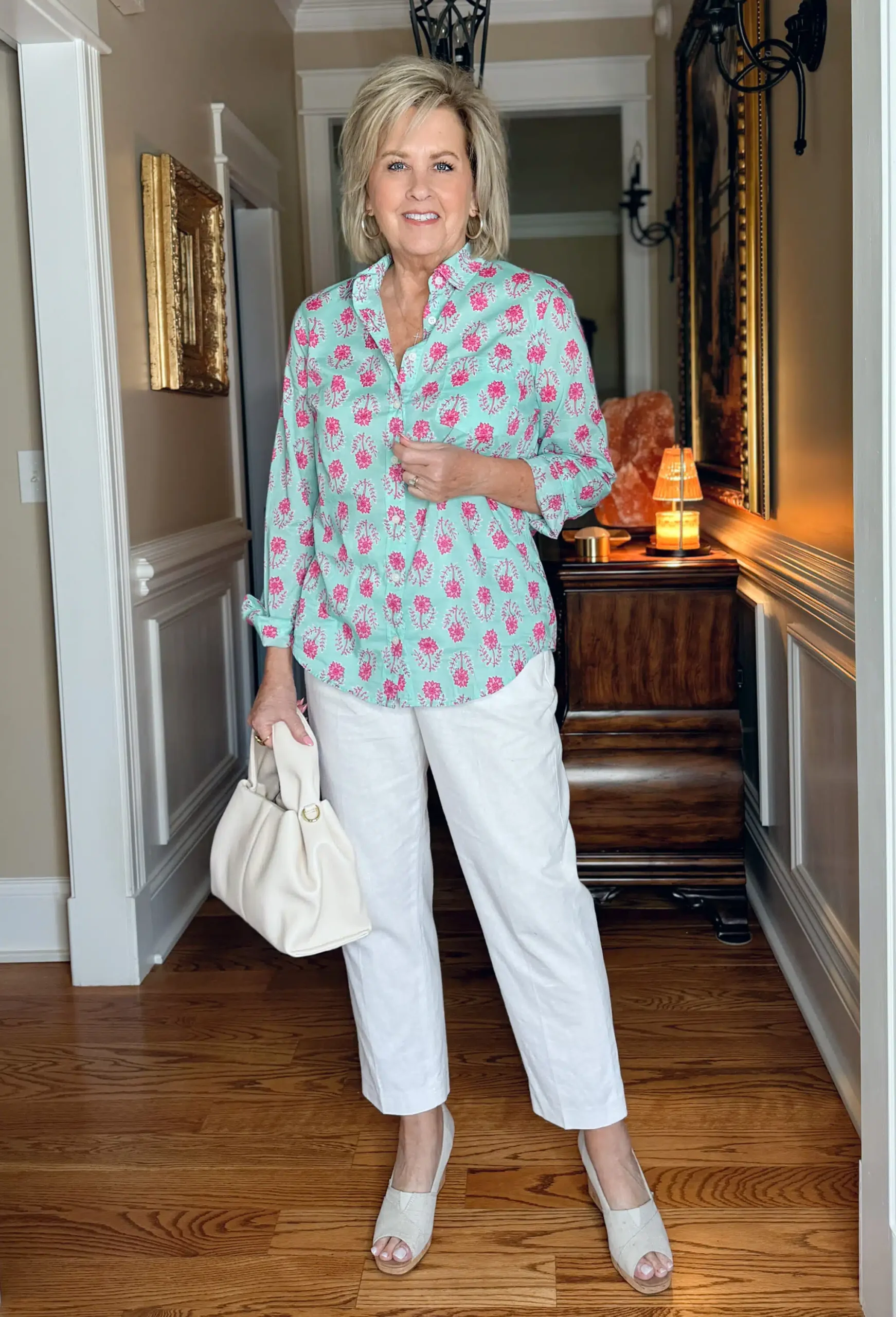 Modern Fashion Trends for Women Over 50