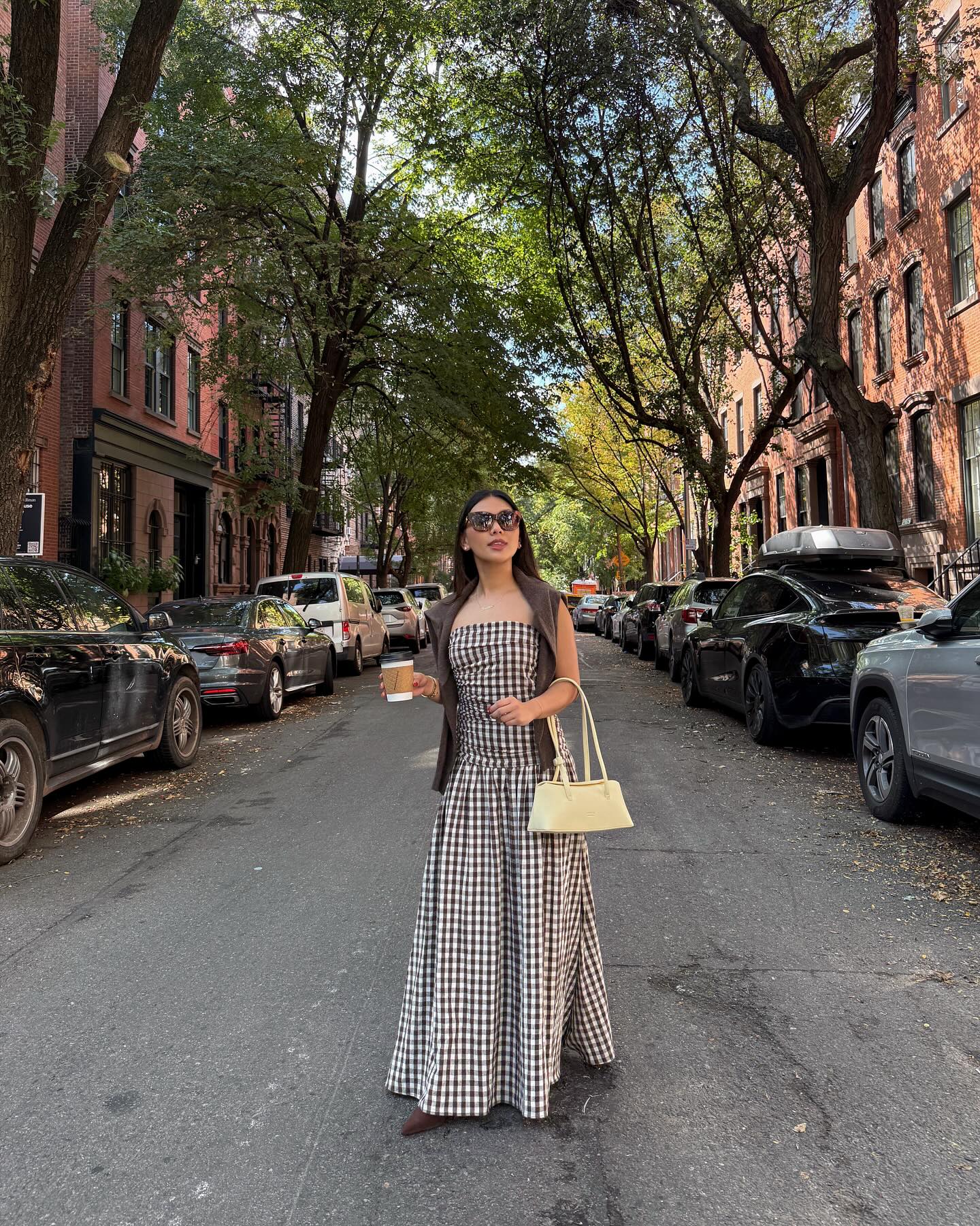 Early Fall Outfits for Warm Weather